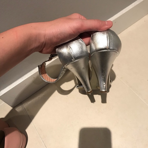 Silver sparkly sandals💖 - Picture 4 of 6